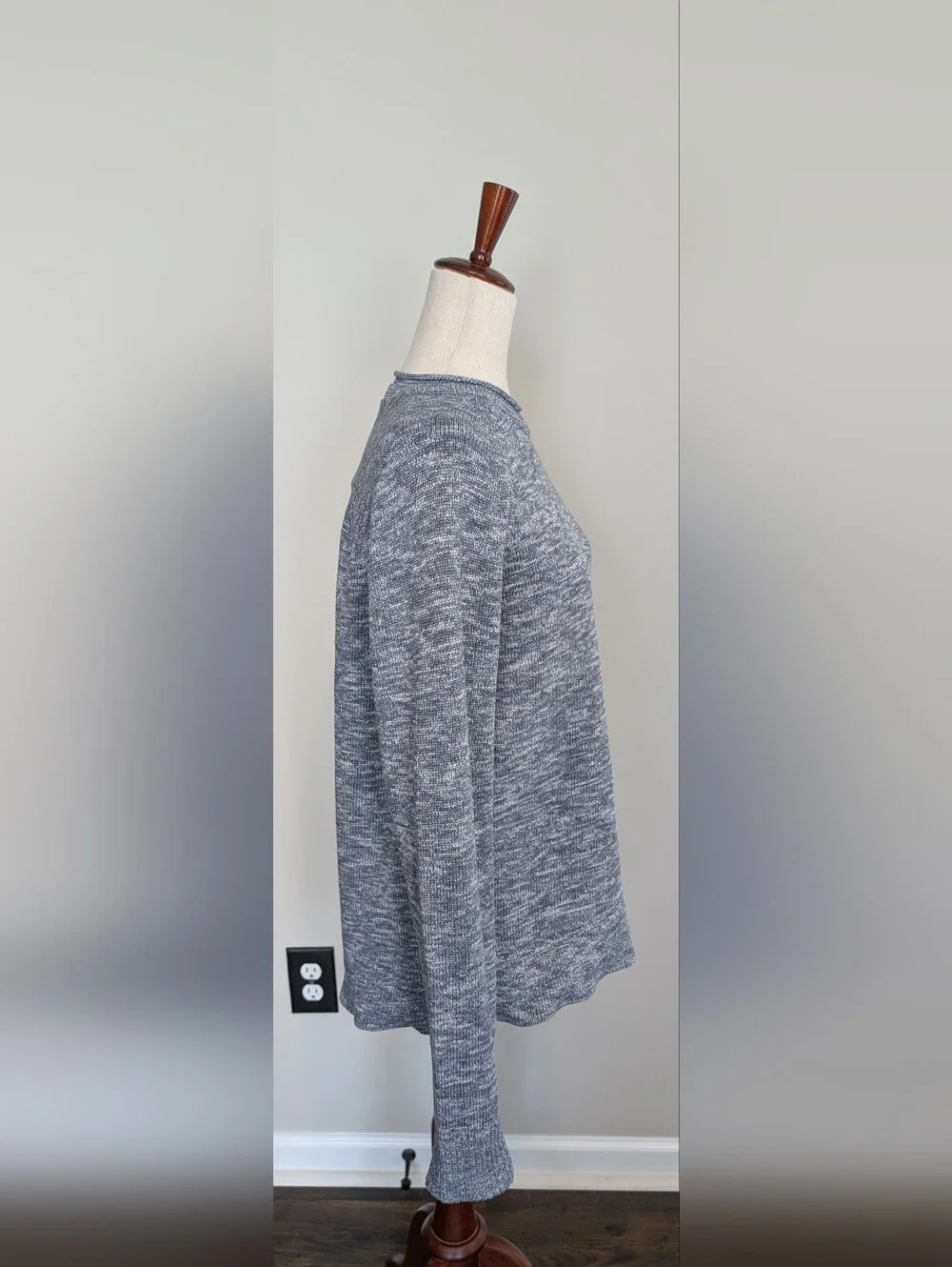 Lululemon Women’s Boxy Cotton-Blend Sweater Blue Ivory Size Medium